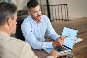 Securing revenue – our team has experience across all sides of negotiating offtake arrangements.